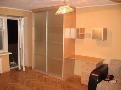 Шкаф-купе 2 двери, матовое стекло