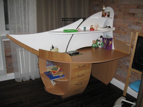 Детская мебель - стол-кораблик Детская мебель - стол-кораблик