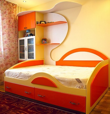 Детская спальня, кровать